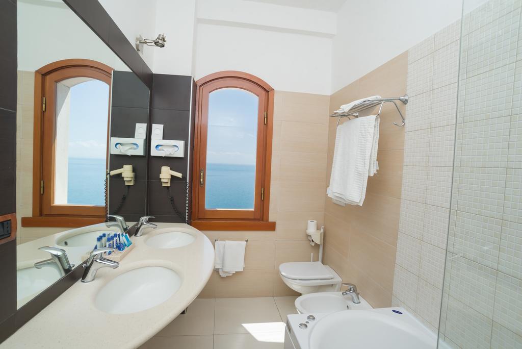 Villa Scapone Mattinata Kültér fotó