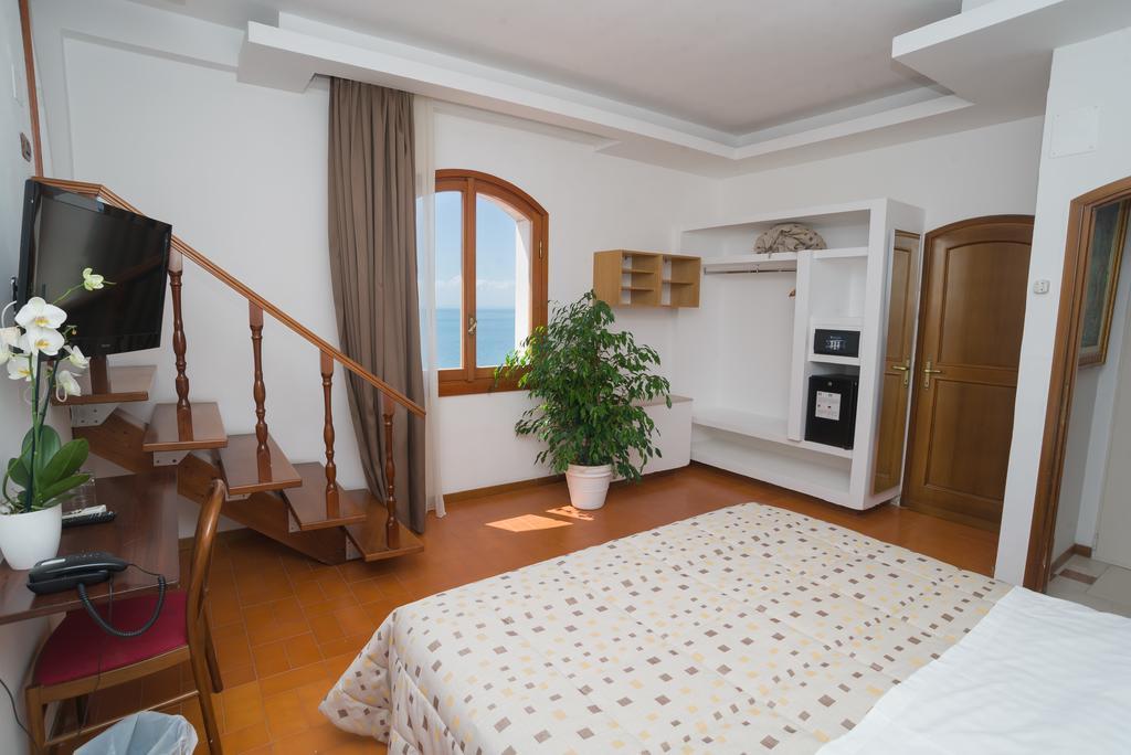 Villa Scapone Mattinata Kültér fotó