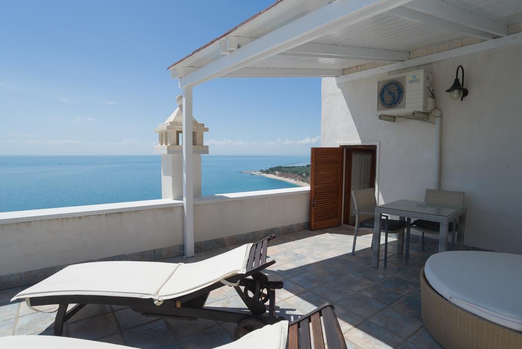 Villa Scapone Mattinata Kültér fotó