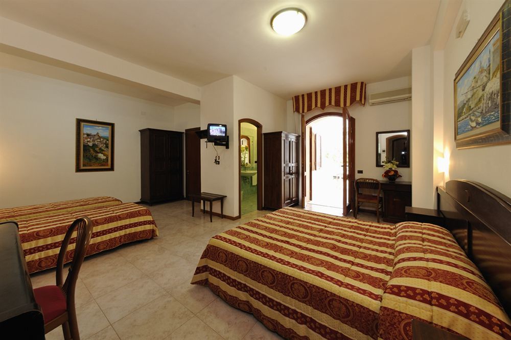Villa Scapone Mattinata Kültér fotó